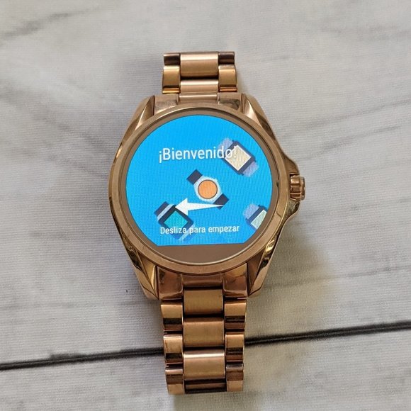 Michael Kors | Bradshaw Smartwatch | Rose Gold - Picture 4 of 7